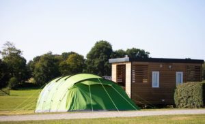 emplacement Premium Camping Luxe parc aquatique couvert