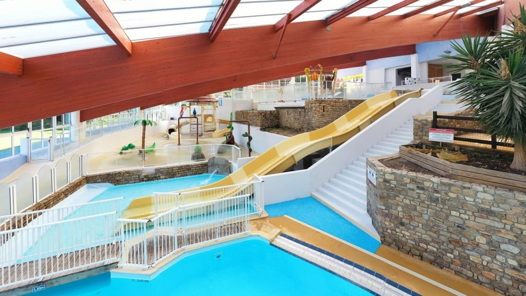 piscine intérieure chauffée manche