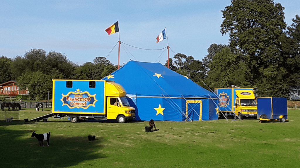 Cirque corbini au camping lez eaux