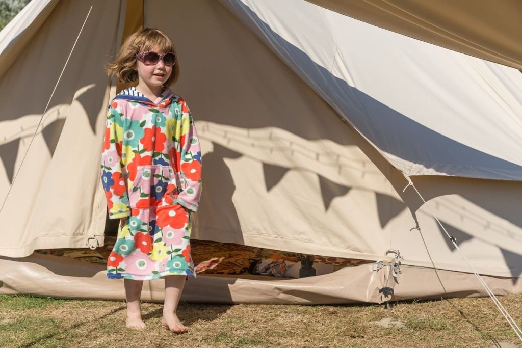 enfant tente camping