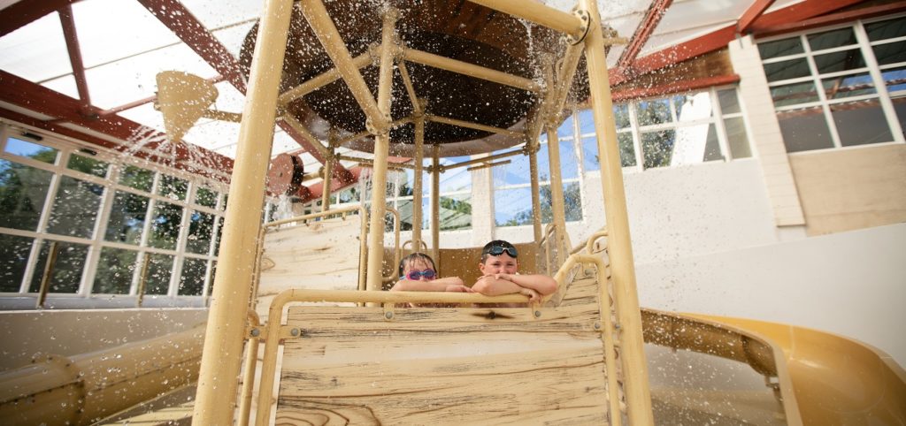 parc jeux d'eau enfants
