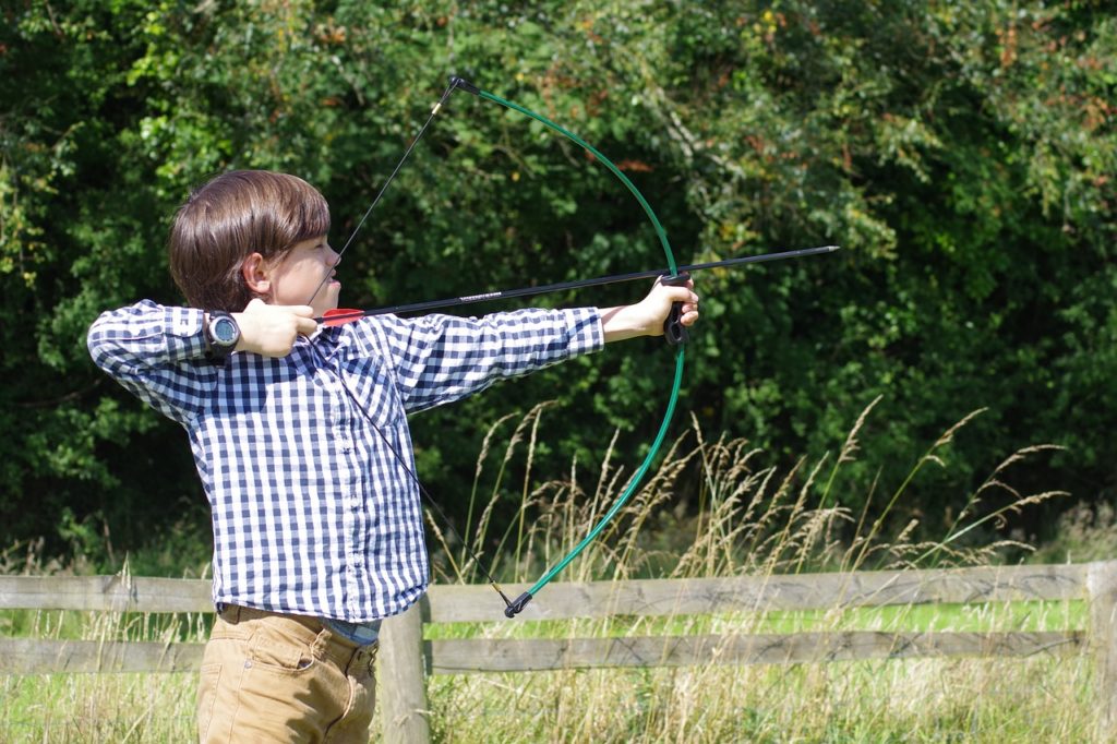 tir a larc enfant camping