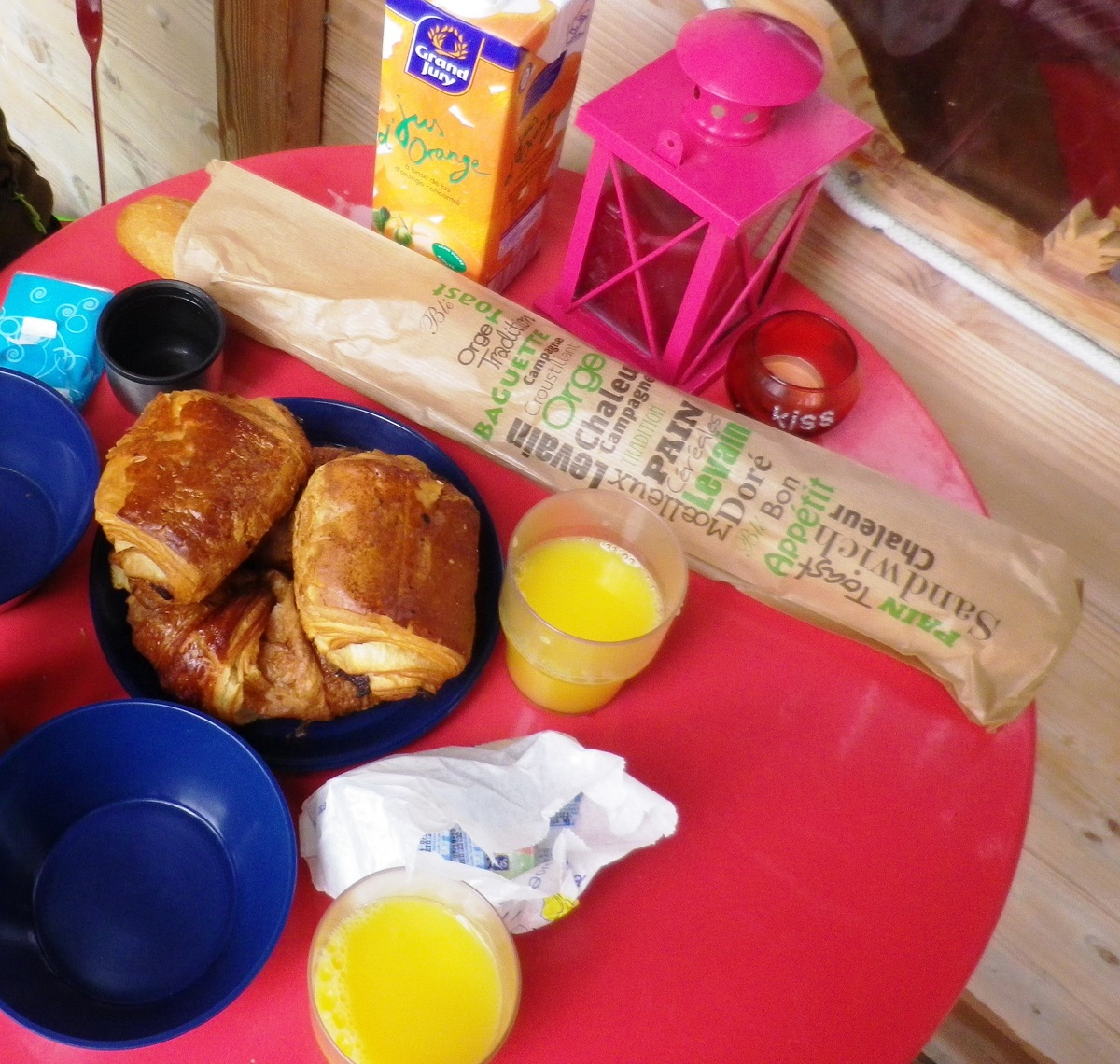 petit déjeuner cabane dans les arbres