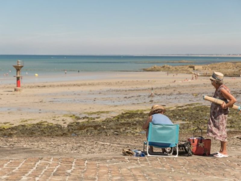 Plages, marchés et lieux de visites: les mesures sanitaires dans la Manche