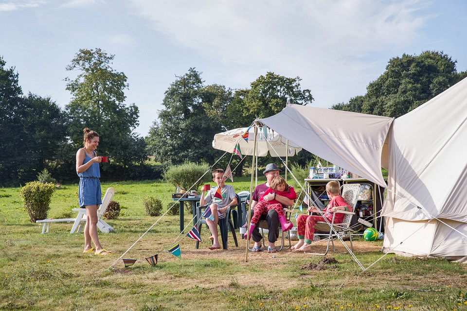 Camping emplacement confort bord de mer Normandie