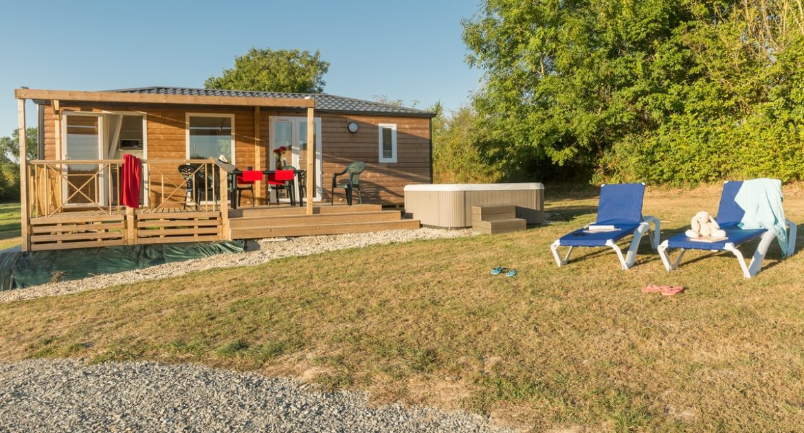 Le Mobil-home Spa: votre séjour bien-être et détente au cœur de la nature - mobil home avec spa 2 chambres