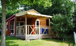 “Jersey Chalet”, cabin in a campsite with kids club and swimming pools