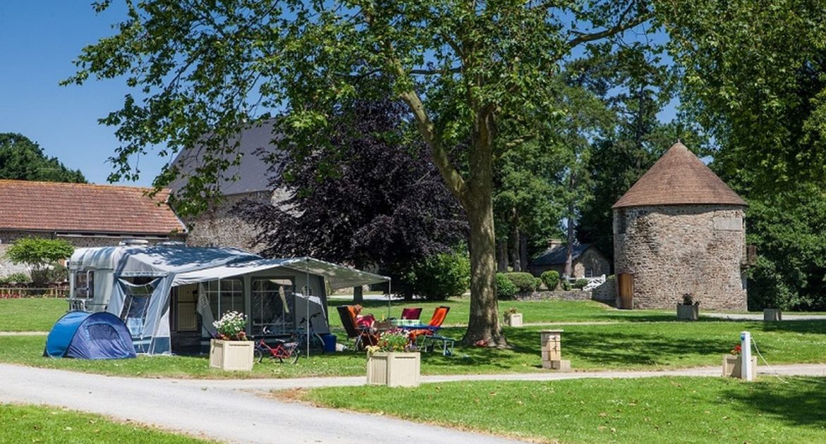 Campingplatz Komfort: fur Ihrem Zelt, Wohnwagen oder Wohnmobil - emplacement confort