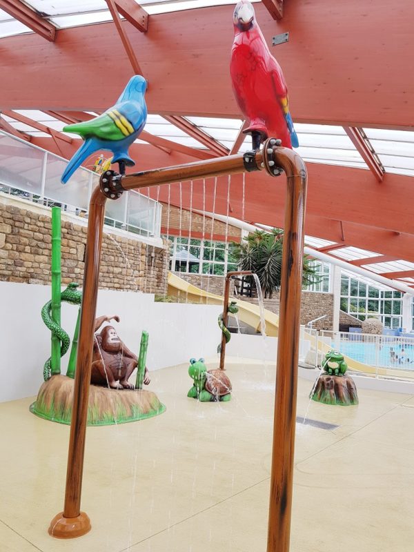 Ein brandneues Indoor-Schwimmparadies