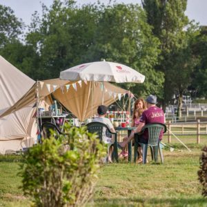 Emplacement-Premium-camping-luxe-5-etoiles