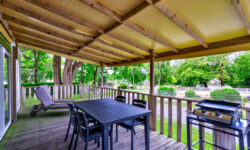 Der Mobilheim Premium Suite gibt erstklassigen Urlaub im Schlosspark in Normandie