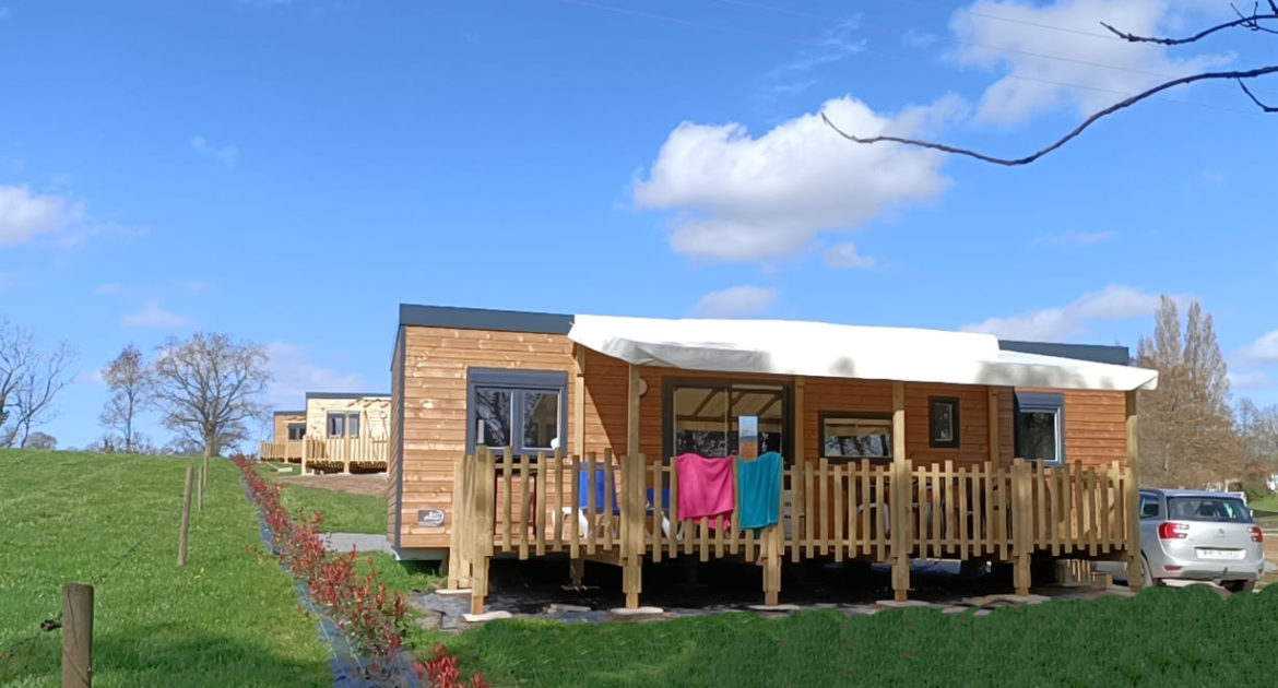 De grote stacaravan Premium Chausey : accommodatie dichtbij het waterpark…. - Location-Mobil-home-Chausey-3-chambres-proche-piscine-couverte-1