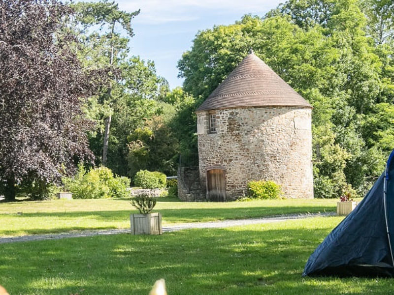 Emplacements de camping proche de la mer dans la Manche