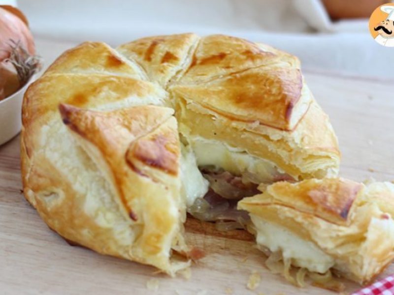 Feuilleté à l’andouille de Vire et camembert