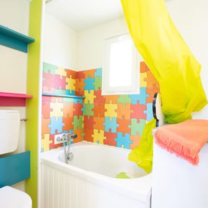 cottage famili salle de bain baignoire bébé