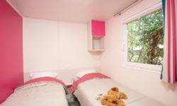 “Saint Malo” Mobile home, a new and designed cabin near Granville